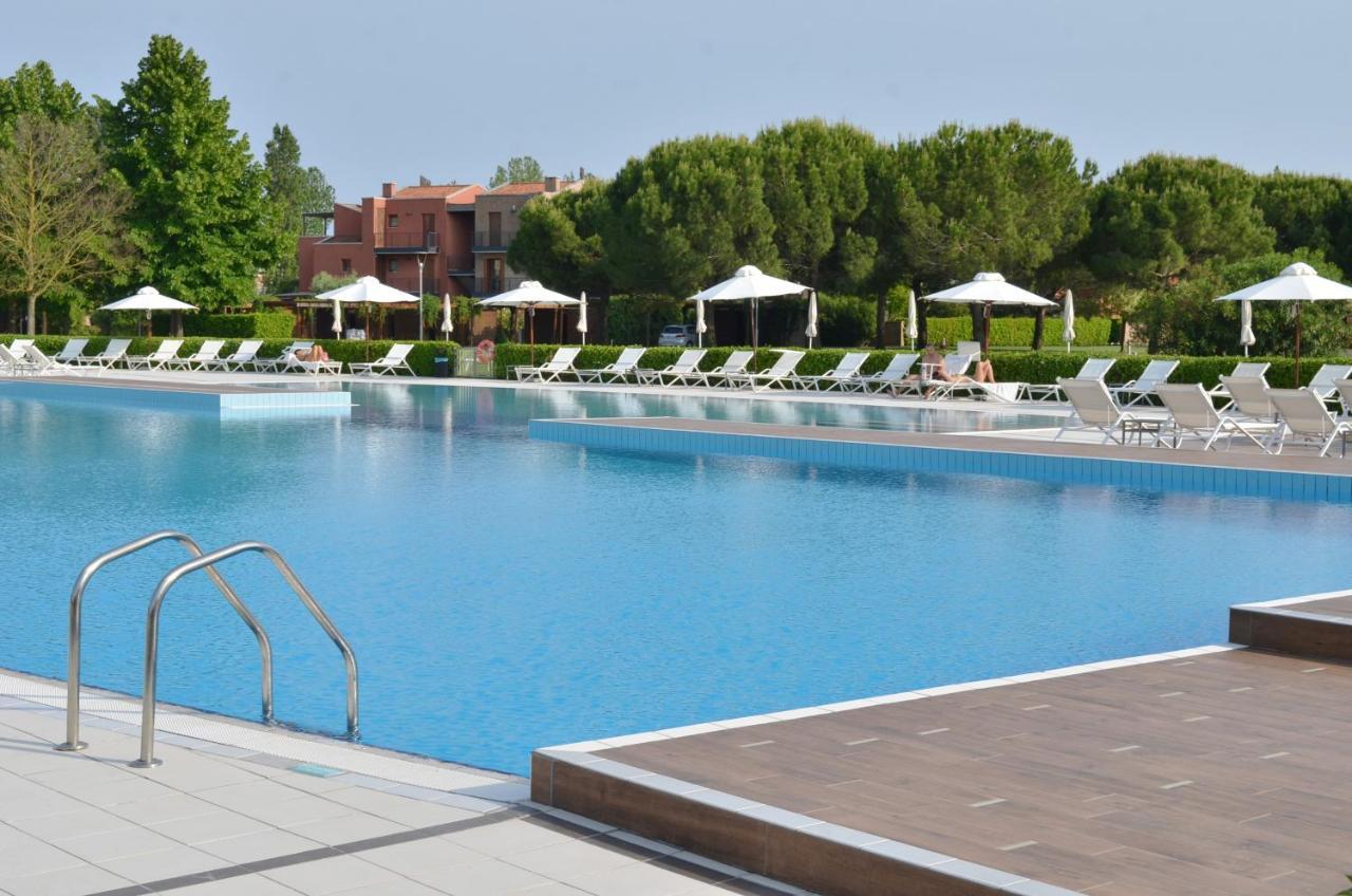 Golf Jesolo Village ➔ Attico Con Piscina Exterior photo